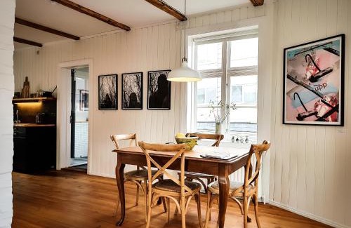 Downtown Apartment | House of the Snowbird