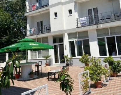 Velipoje Apartment | Kompleksi Tre Shqiponjat