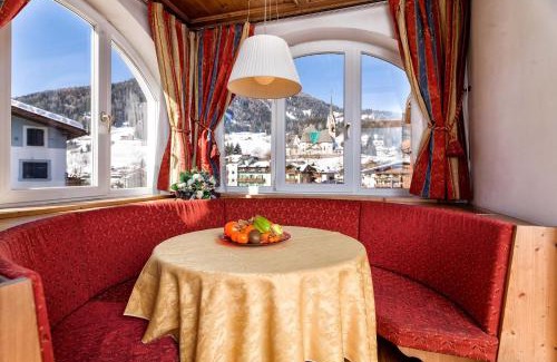 Moena Hotel | Leading Relax Hotel Maria