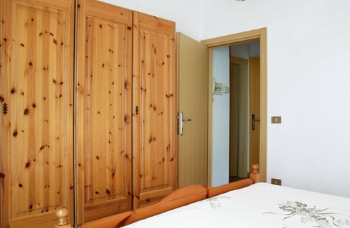 Val Maria-Pur Apartment | Lovely apartment for 4 guests with WIFI, pool, TV, balcony and parking