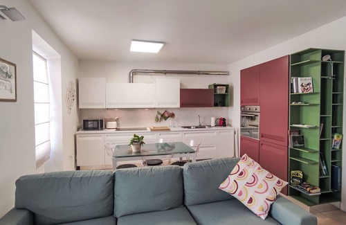 Arco Apartment | Lovely apartment for 4 guests with WIFI, A/C, TV, patio and pets allowed