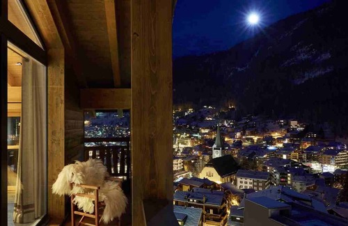 Zermatt Apartment | Luxury Apartment rental for 10 people with View in Zermatt center with wellness spa