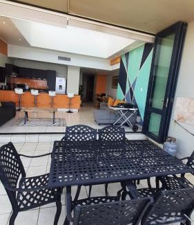Umdloti Apartment | Luxury Beachfront Penthouse Umdloti