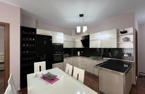 Velipoje Apartment | Luxury Sea View Apartment in Velipoja,KOMPLEKSI FISHTA