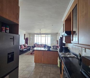 Westbrook Apartment | Maya's Beachfront Haven