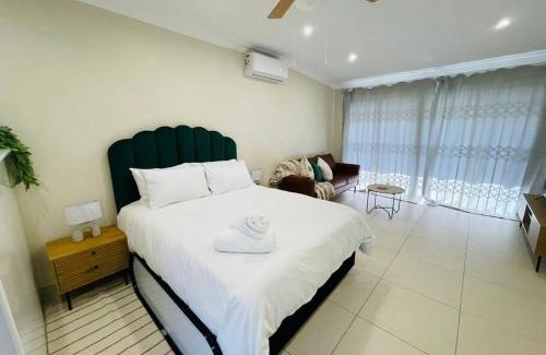 Umdloti Apartment | Modern Cozy Coastal Apartment