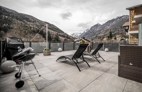 Colle Isarco Apartment | NEW! Villa Tribulaunblick – Style, Terrace, Alps