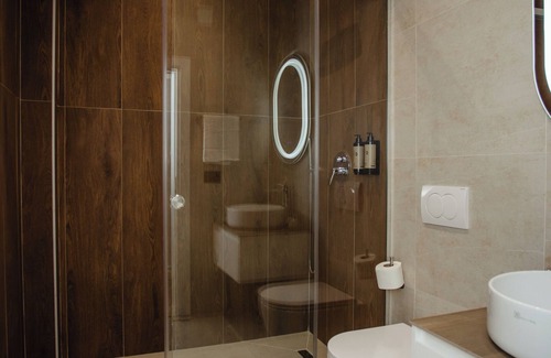 Shkoder Hotel | Oro Inn Hotel