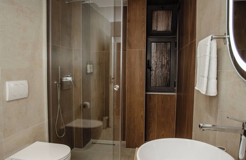 Shkoder Hotel | Oro Inn Hotel