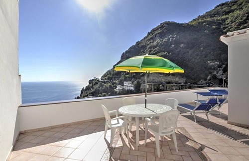 Chiesa Nuova House | Positano Villa Sleeps 4 Air Con