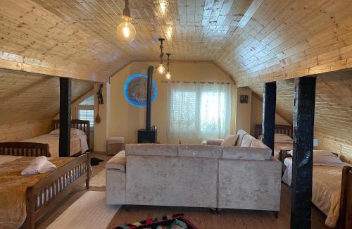 Puke House | Riza Guest House