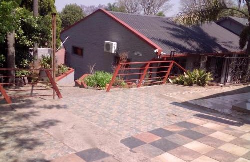 Newcastle House | Sintokha Guest House