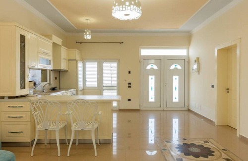 Shkoder House | The Lake House 1 by PikHost