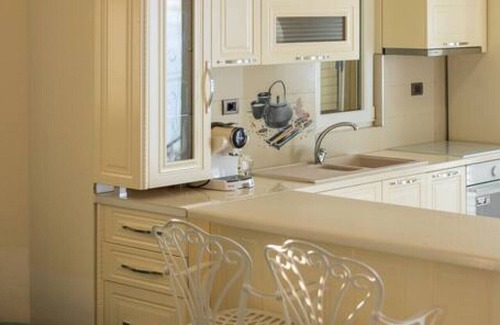 Shkoder House | The Lake House 1 by PikHost