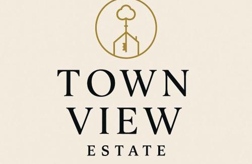 Ladysmith Apartment | Townview Estate