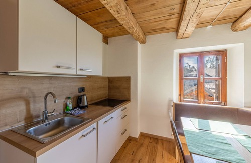 San Genesio Atesino Apartment | Vacation Apartment "Malgorerhof Mathilde" with Mountain View, Wi-Fi and Balcony