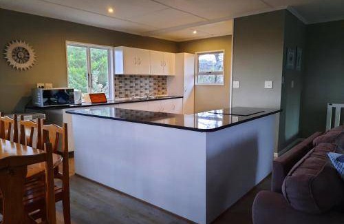 Sodwana Bay National Park Cabin | 180 m² Lodge ∙ 4 bedrooms ∙ 10 guests