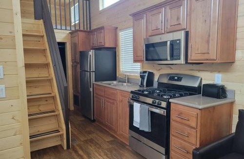 Valle Ski Chalet | 077 Tiny Home nr Grand Canyon South Rim Sleeps 8