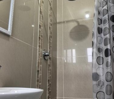 Newlands East House | 1 at Gurnard