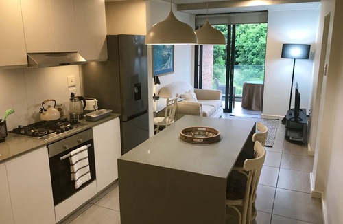 Hillhead Apartment | 1 bedroom apartment in Sibaya