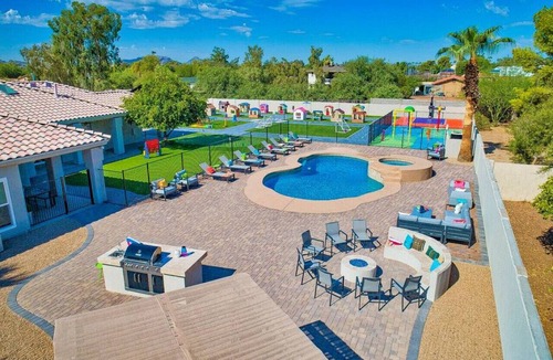 Paradise Valley Ranchos House | #1 BEST FAMILY FRIENDLY HOUSE *KIDS & ADULTS* WOW
