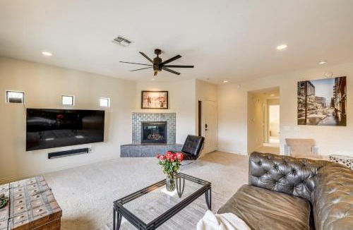 Desert Ridge House | ~ 1 Mi to Desert Ridge Marketplace: Phoenix Condo!