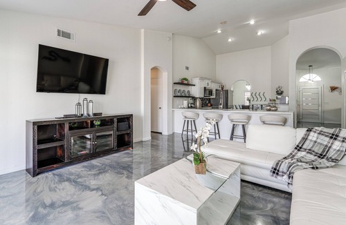 Maryvale House | < 1 Mi to Talking Stick Amp! Family Escape w/Pool