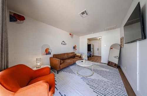 Chesterfield Place Apartment | #1 Renovated Midtown Gem Quiet Budget Friendly