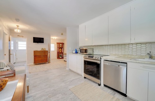 Arcadia Apartment | 10 Mi to Dtwn Phoenix: Studio w/Outdoor Kitchen!