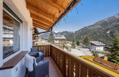 San Giovanni di Fassa Apartment | 100 m² Apartment ∙ 3 bedrooms ∙ 8 guests