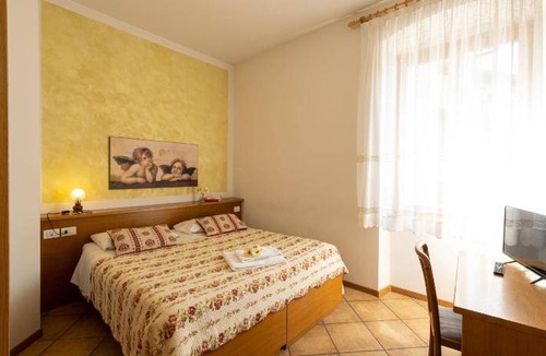 Flavon Bed & Breakfast | 100 m² Bed and breakfast ∙ 6 bedrooms ∙ 24 guests