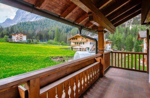 Penia Ski Chalet | 100 m² Chalet ∙ 3 bedrooms ∙ 5 guests