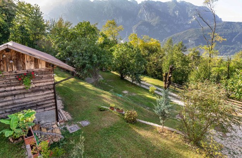 Castel Ivano Ski Chalet | 100 m² Chalet ∙ 3 bedrooms ∙ 6 guests