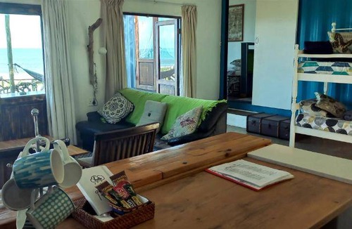 Pumula House | 100 m² House ∙ 2 bedrooms ∙ 6 guests