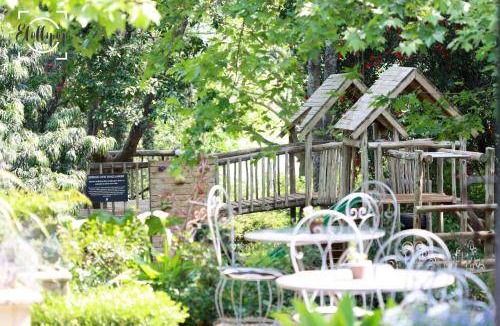 Hilton Bed & Breakfast | 102 m² Bed and breakfast ∙ 2 bedrooms ∙ 4 guests