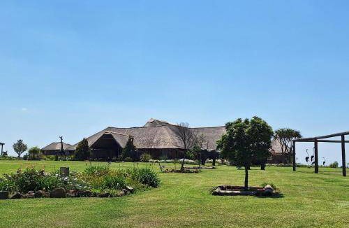 Umtshezi Cabin | 108 m² Lodge ∙ 2 guests