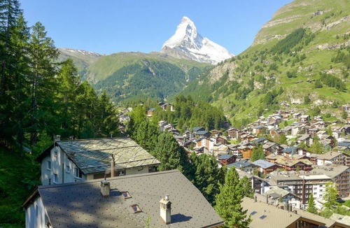 Zermatt Apartment | 120 m² Apartment ∙ 3 bedrooms ∙ 5 guests