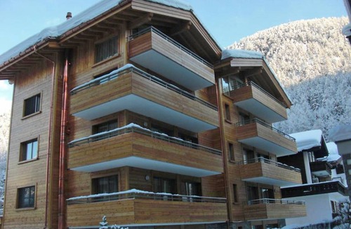 Zermatt Apartment | 120 m² Apartment ∙ 3 bedrooms ∙ 6 guests