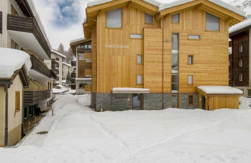 Zermatt Apartment | 120 m² Apartment ∙ 3 bedrooms ∙ 6 guests