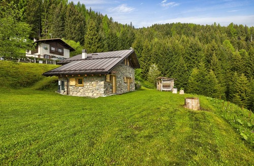 Sella Giudicarie Cabin | 120 m² Cabin ∙ 2 bedrooms ∙ 6 guests