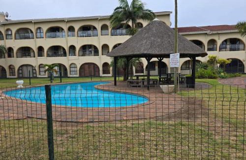 Kingsburgh Apartment | 16 Cabanas Del Mar Winklespruit KZN South Coast