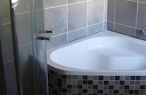 Dundee Bed & Breakfast | 16 m² Bed and breakfast ∙ 2 guests