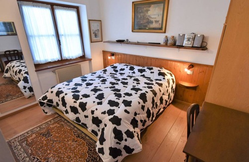 Pellizzano Villa | 180 m² Villa ∙ 1 bedroom ∙ 8 guests