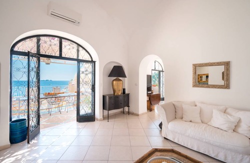 Positano City Centre Villa | 180 m² Villa ∙ 4 bedrooms ∙ 10 guests