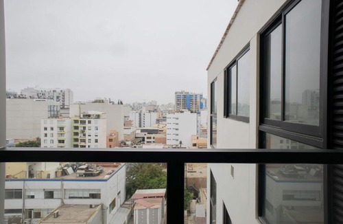 Santa Cruz Apartment | 1BR Apartment near Malecon in Miraflores by Wynwood House