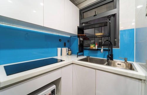 District 1 Apartment | 1BR + Street-Facing Balcony - Heart of D1