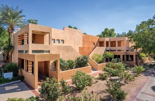 Paradise Valley Village Condo | 1br Unit Oases of Tranquility in the Desert