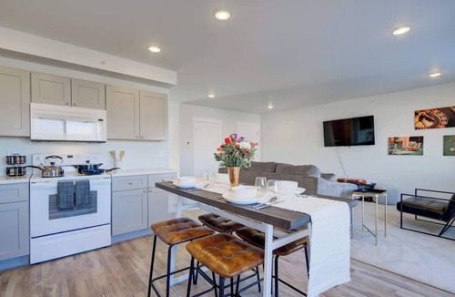 Bozeman Condo | 2 Adjoining Condos Rent Together