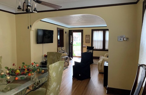 Minneapolis House | 2-bedroom bungalow in lovely Minneapolis with cool AC breeze