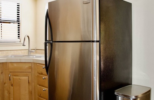 Tucson Condo | 2-Bedroom Condo in the Foothills, La Encantada, Galleries and Restaurants!
